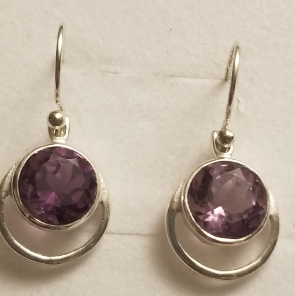 Meet your Posher, Oriana - Picture 7 of 8